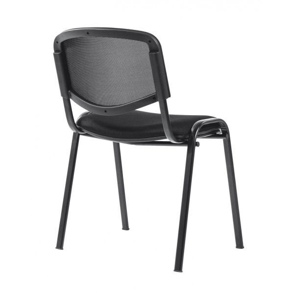 Посетителски стол в черен цвят.