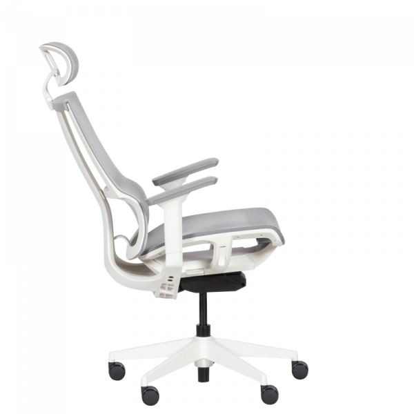 Ергономичен стол в сив цвят.