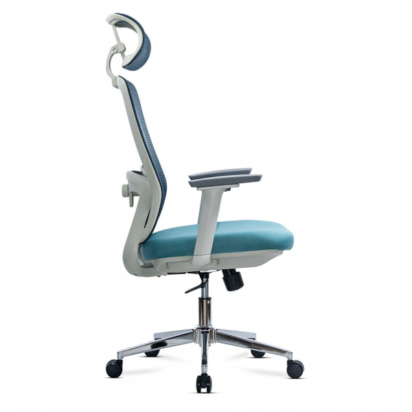 Син ергономичен стол.