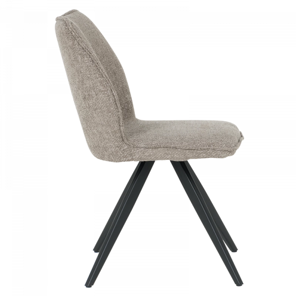 Трапезен стол в бежов цвят.