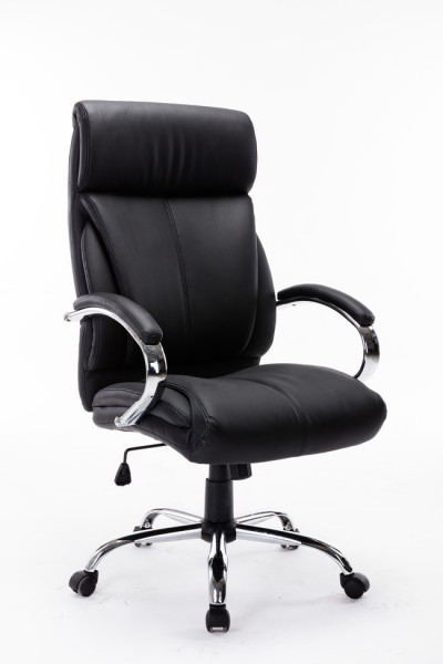 Директорски стол в черен цвят.