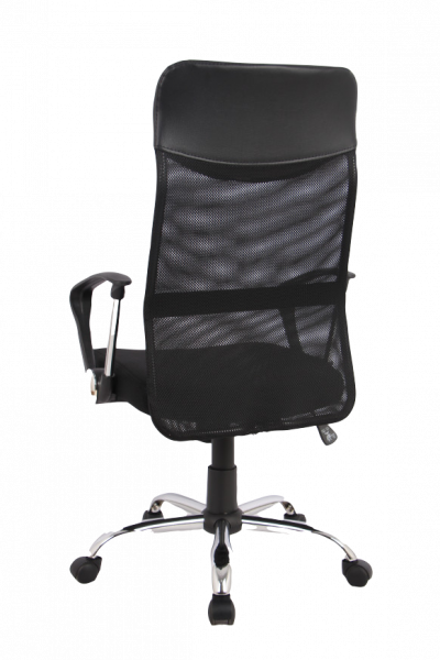 Директорски стол в черен цвят.