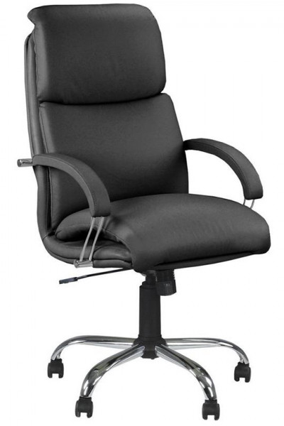 Директорски стол в черен цвят.