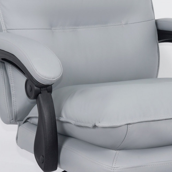 Директорски стол в сив цвят.